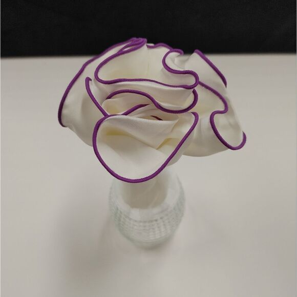 MEN'S ROUND HANKY POCKET SQUARE. - Picture 1 of 3